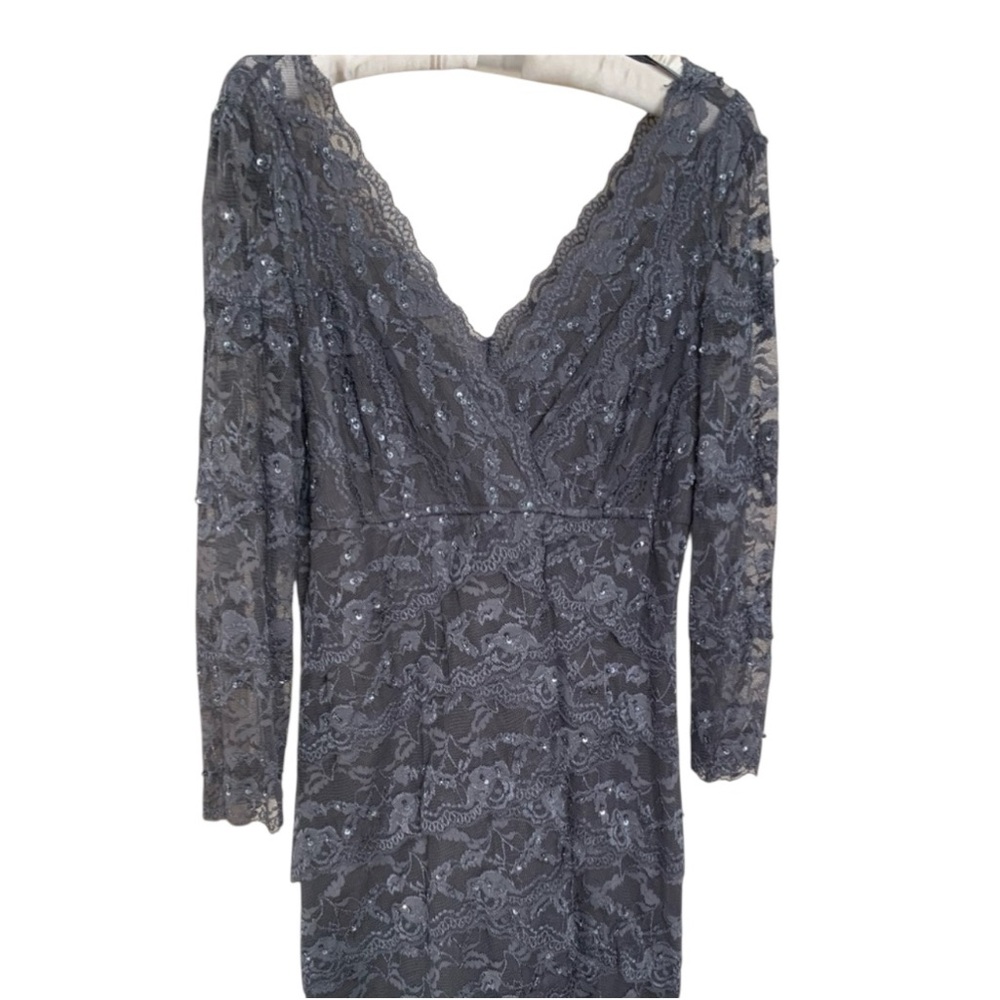 Cache Cocktail Dress Size 10 Gray lace Sequins & Beads EUC wore once - Picture 3 of 12